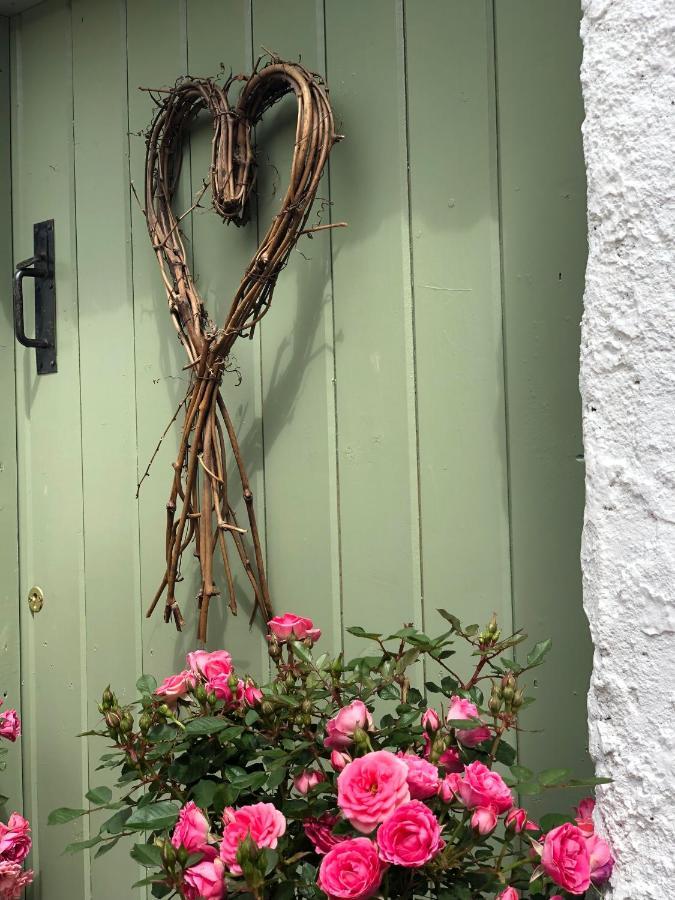 Keenaghan Cottage Белийк Екстериор снимка