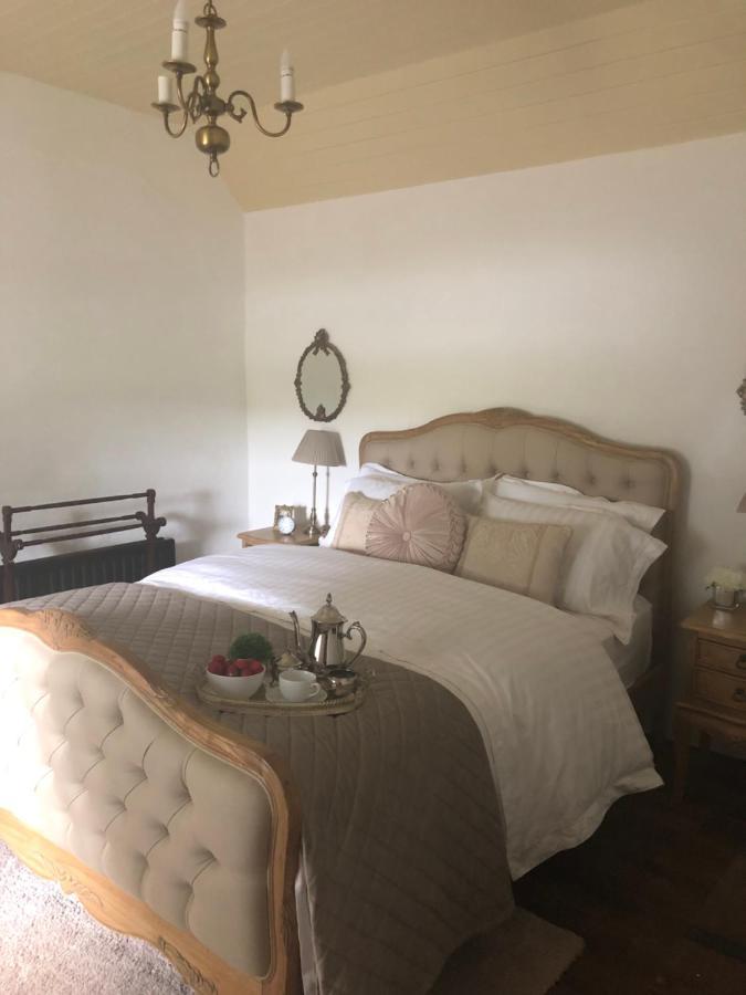 Keenaghan Cottage Белийк Екстериор снимка