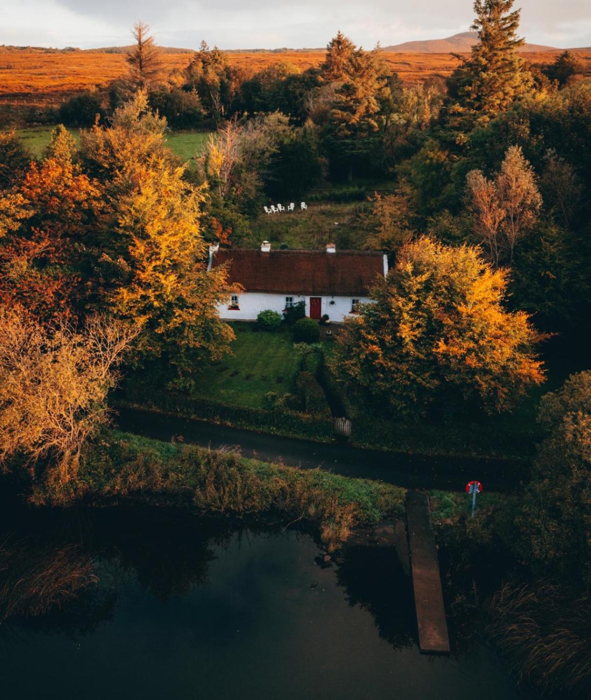 Keenaghan Cottage Белийк Екстериор снимка